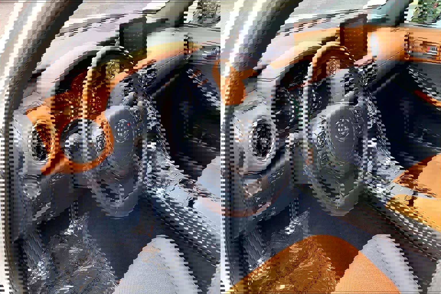 Used 2022 Lexus IS 300 AWD w/ Premium Package image 14