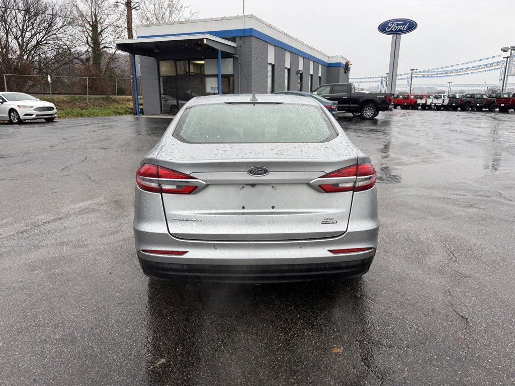 Used 2020 Ford Fusion SE image 8