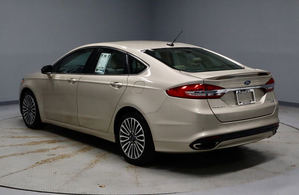 Used 2018 Ford Fusion Titanium image 11