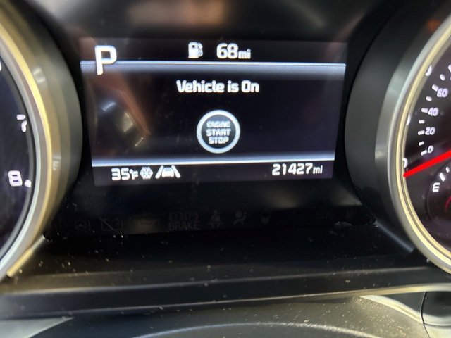 Certified 2023 Kia Carnival LX image 10