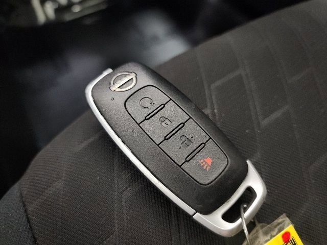 Used 2024 Nissan Kicks SR FWD image 31
