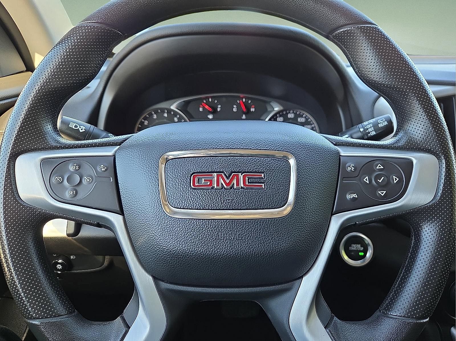Used 2024 GMC Terrain SLE FWD image 24