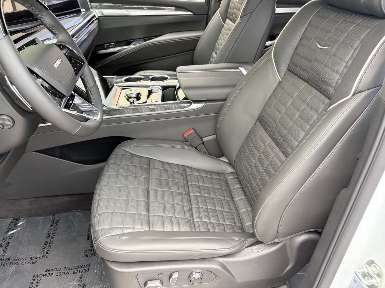 Certified 2026 Cadillac Escalade ESV V AWD/4WD image 20