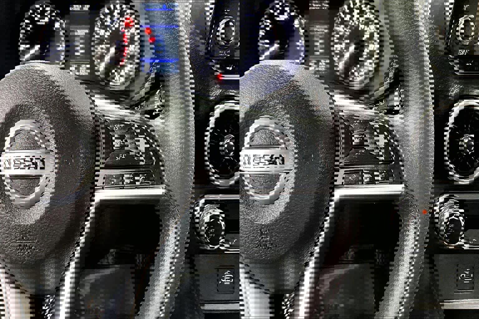 Used 2020 Nissan Sentra S image 24