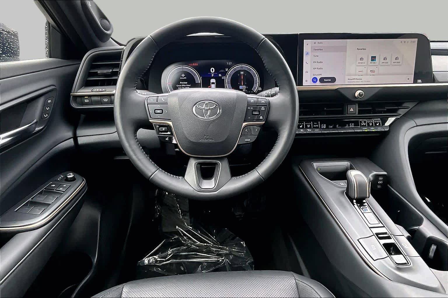 Used 2023 Toyota Crown Platinum AWD/4WD image 6
