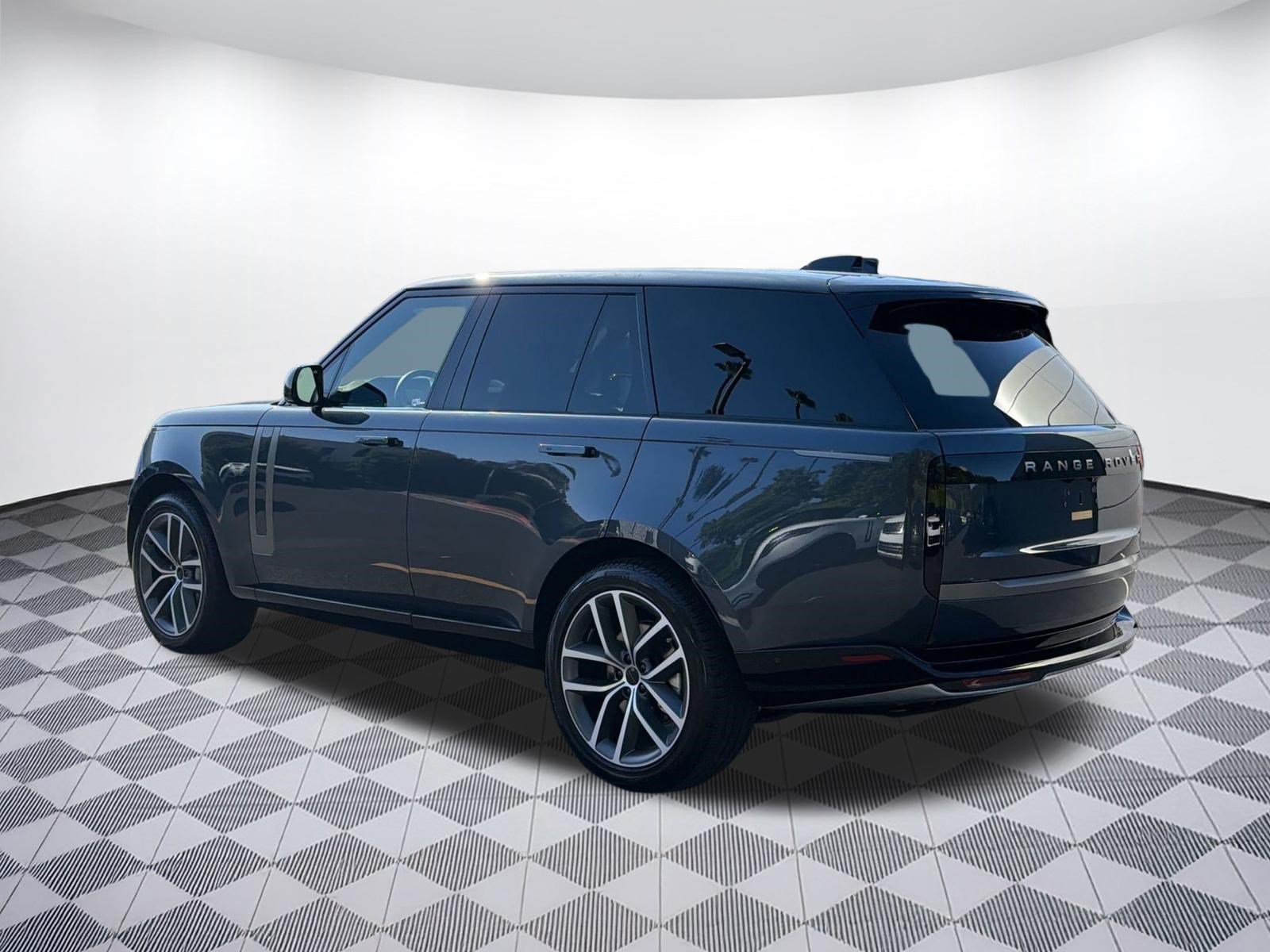 New 2026 Land Rover Range Rover SE AWD/4WD image 3