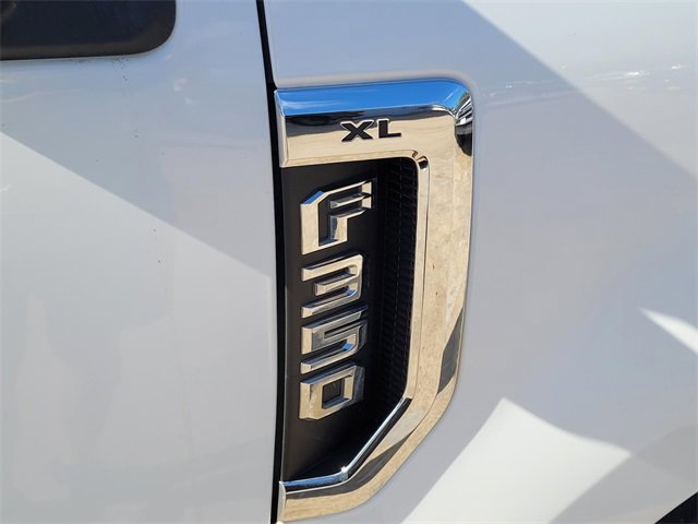 Used 2019 Ford F350 XL w/ Power Equipment Group image 10
