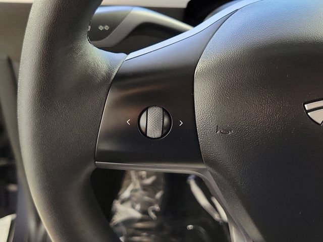 Used 2022 Tesla Model Y Performance AWD/4WD image 23