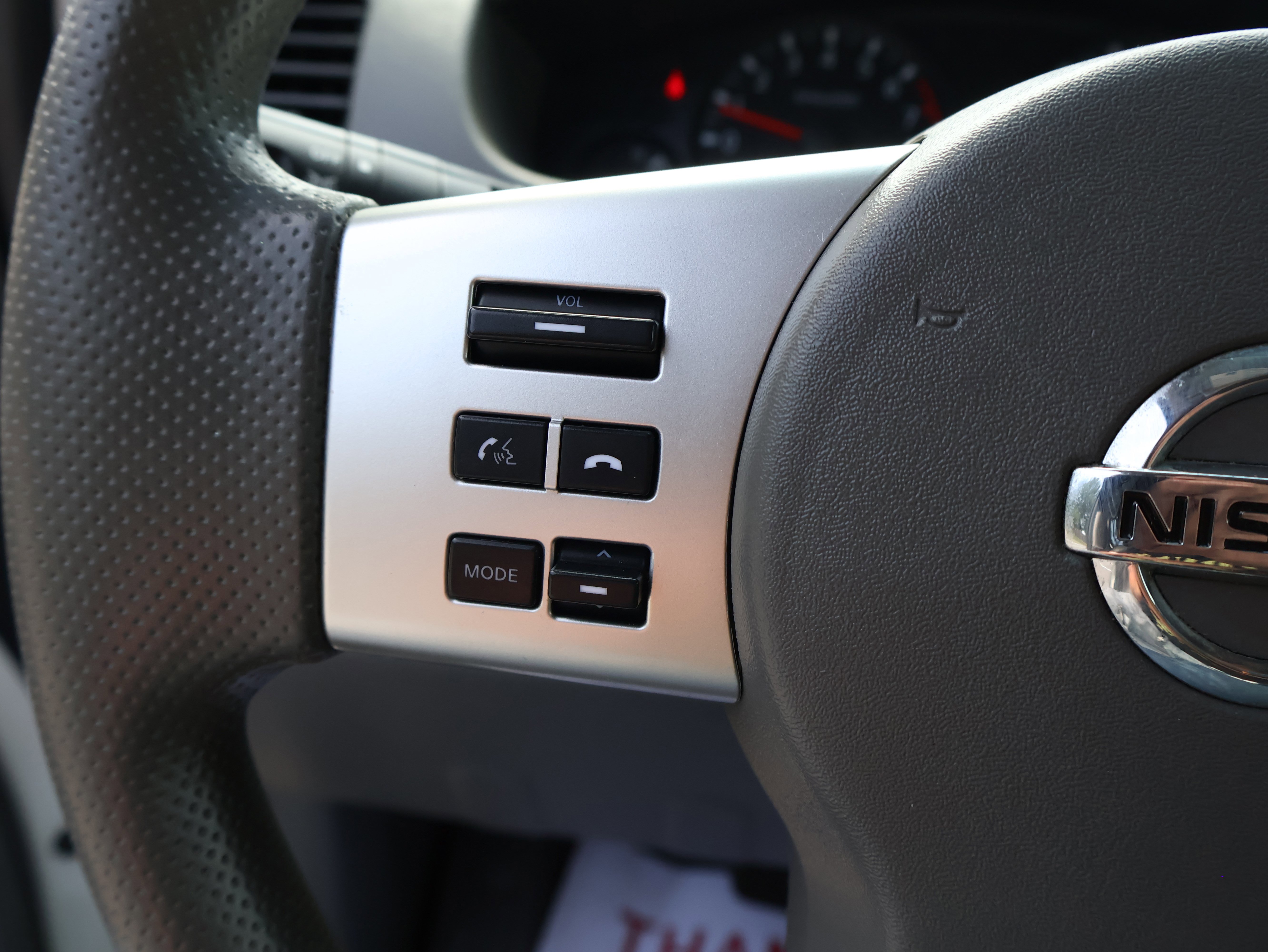 Used 2017 Nissan Frontier SV image 36