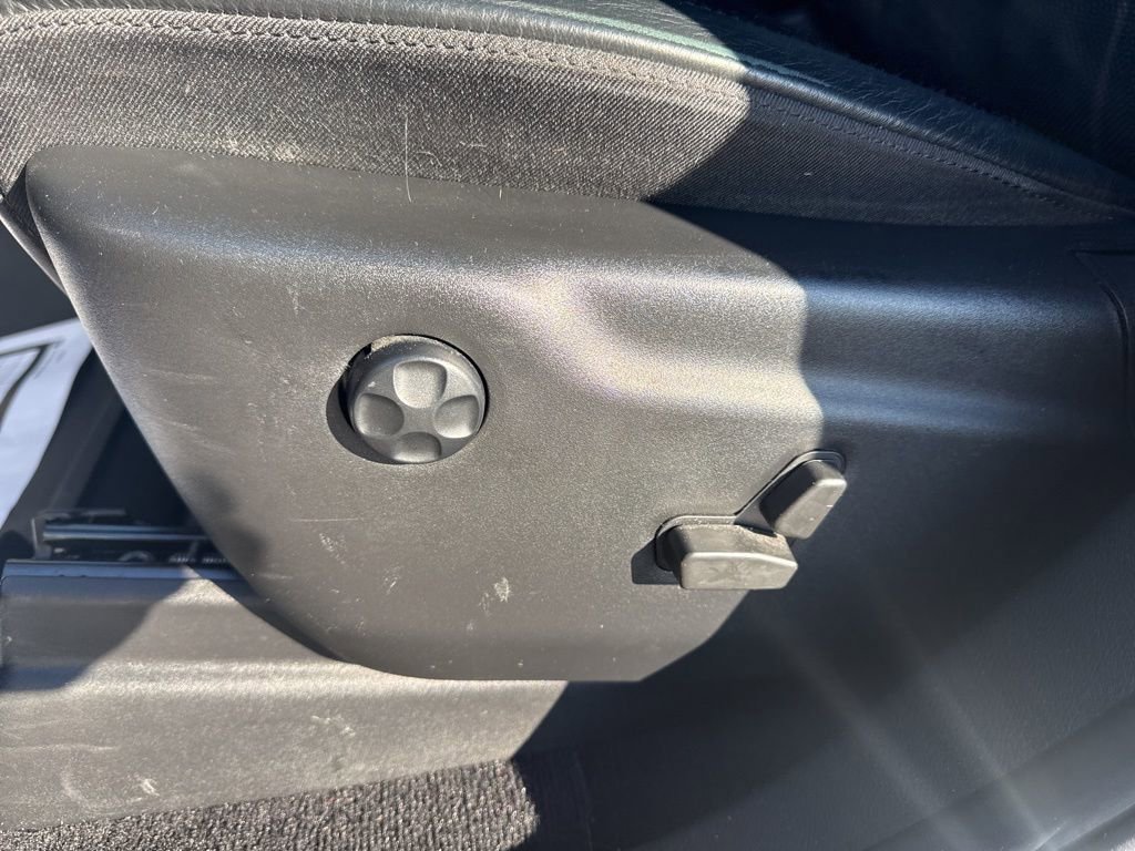 Used 2021 Jeep Grand Cherokee Limited w/ Luxury Group II image 13