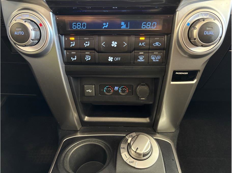 Used 2021 Toyota 4Runner Limited image 24