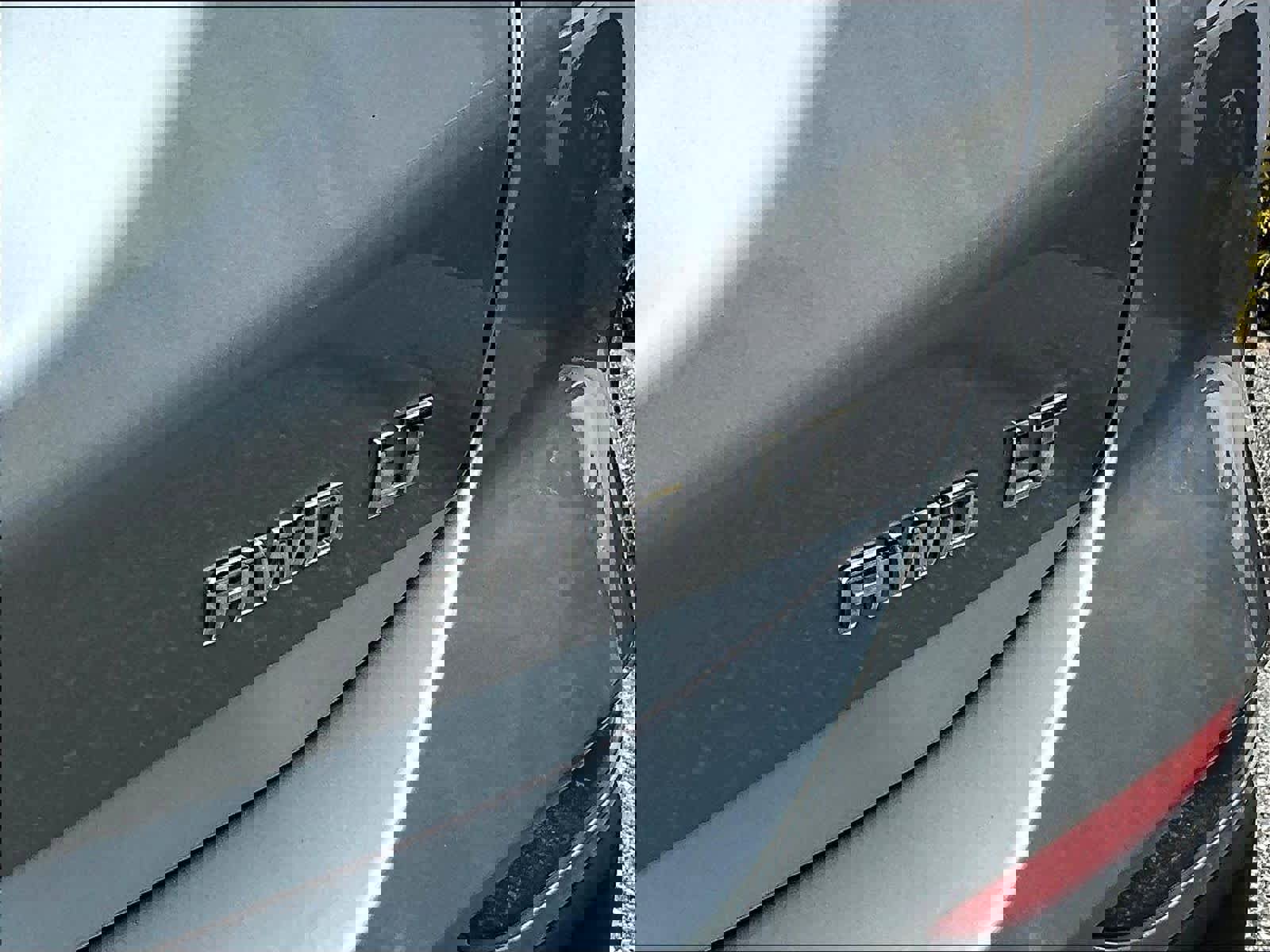 Used 2024 Chevrolet Equinox LT image 27