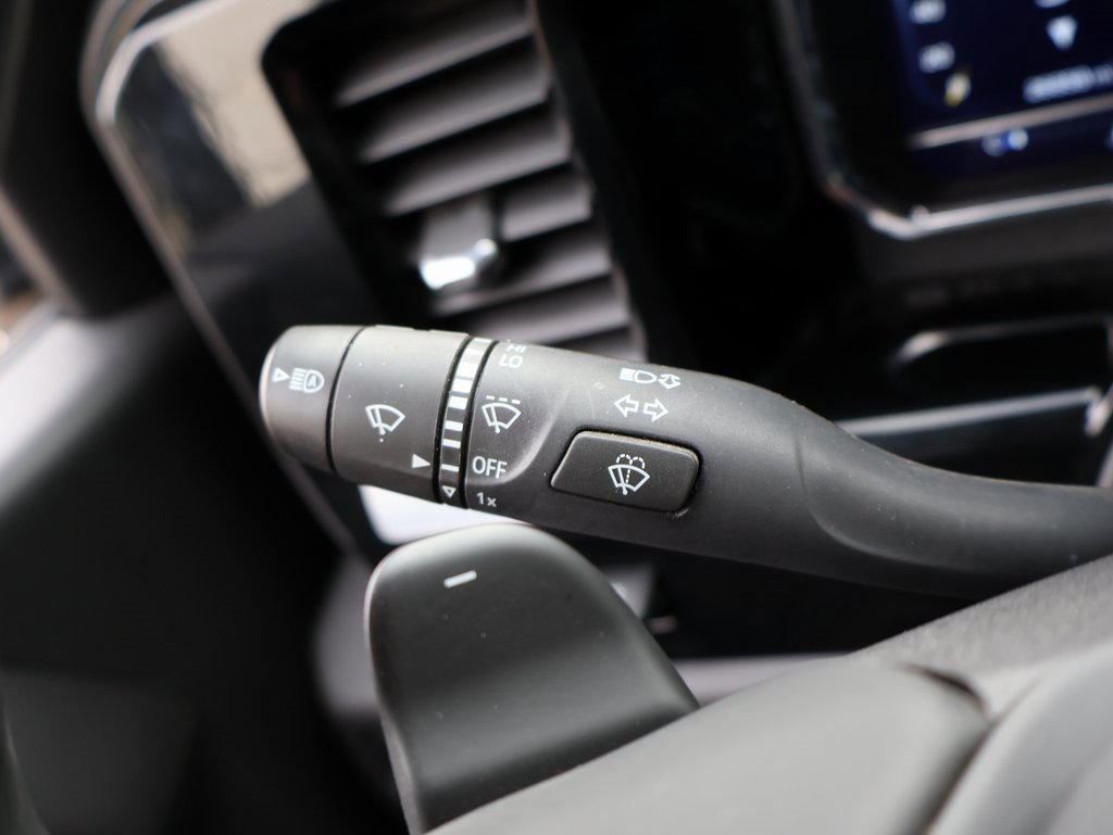 Used 2024 Chevrolet Silverado 1500 ZR2 w/ Technology Package image 39