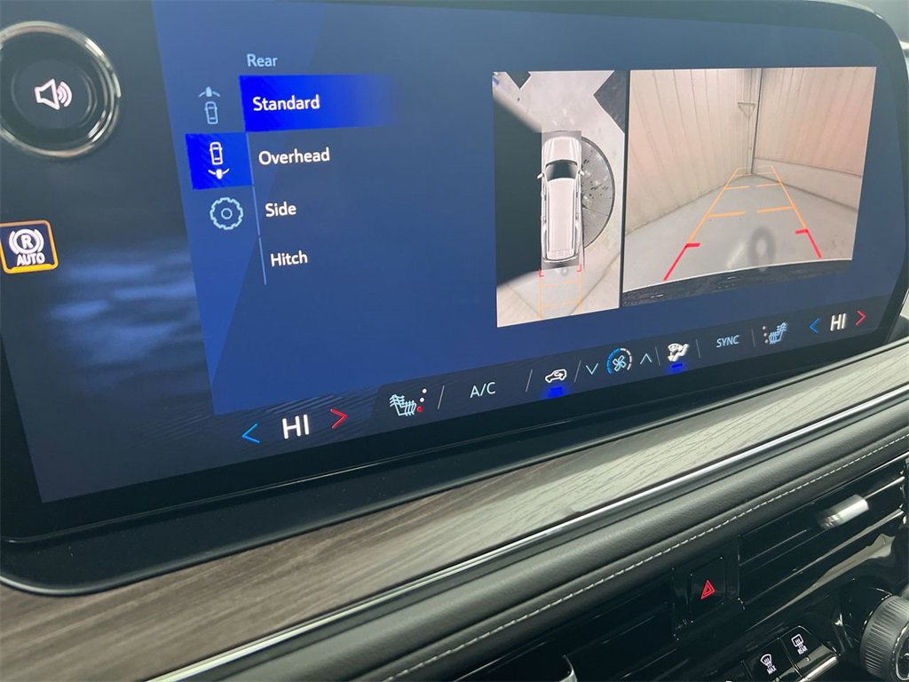 New 2026 Chevrolet Suburban Z71 w/ Z71 Off-Road Package image 15