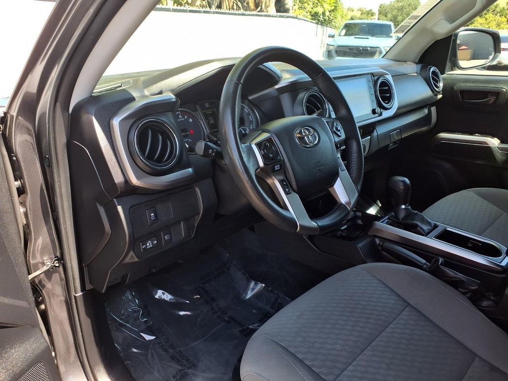 Certified 2023 Toyota Tacoma SR5 w/ Technology Package AWD/4WD image 17