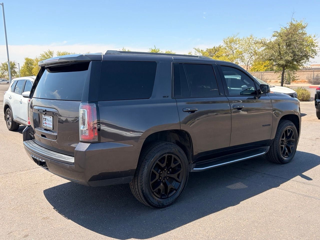 Used 2016 GMC Yukon SLT w/ Open Road Package AWD/4WD image 6