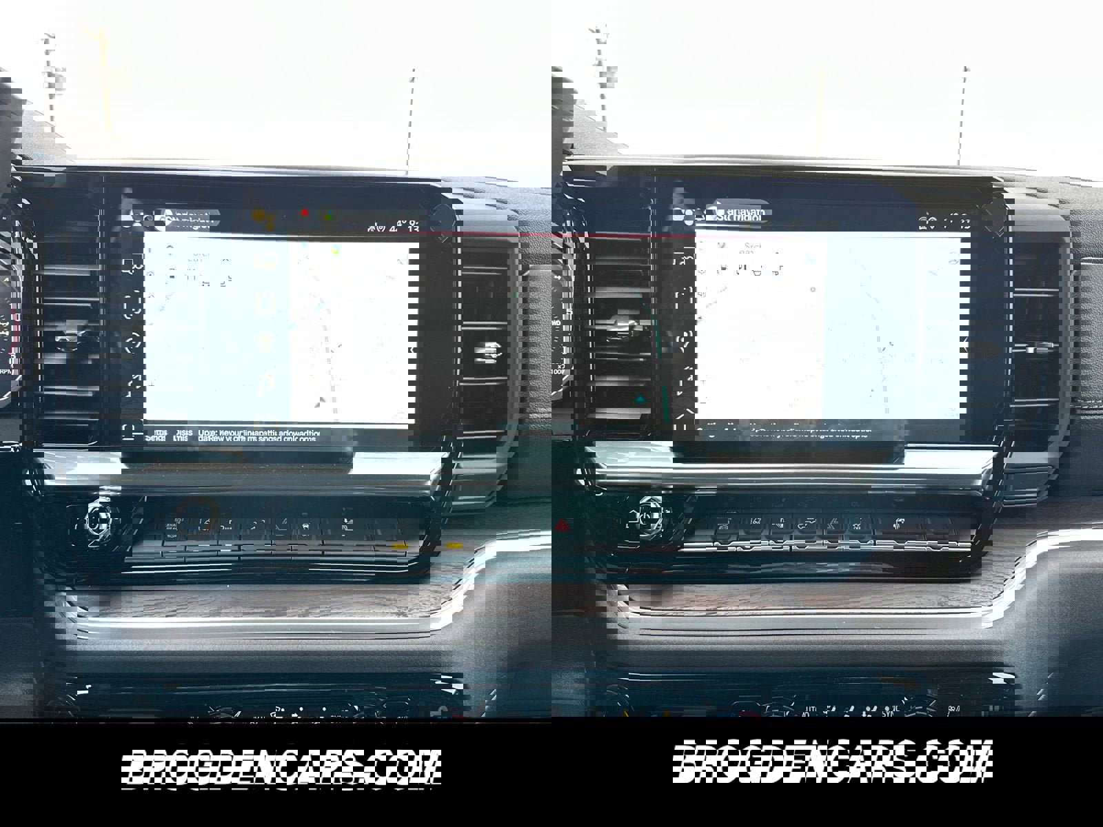 New 2026 GMC Sierra 3500 SLT w/ SLT Convenience Package image 7