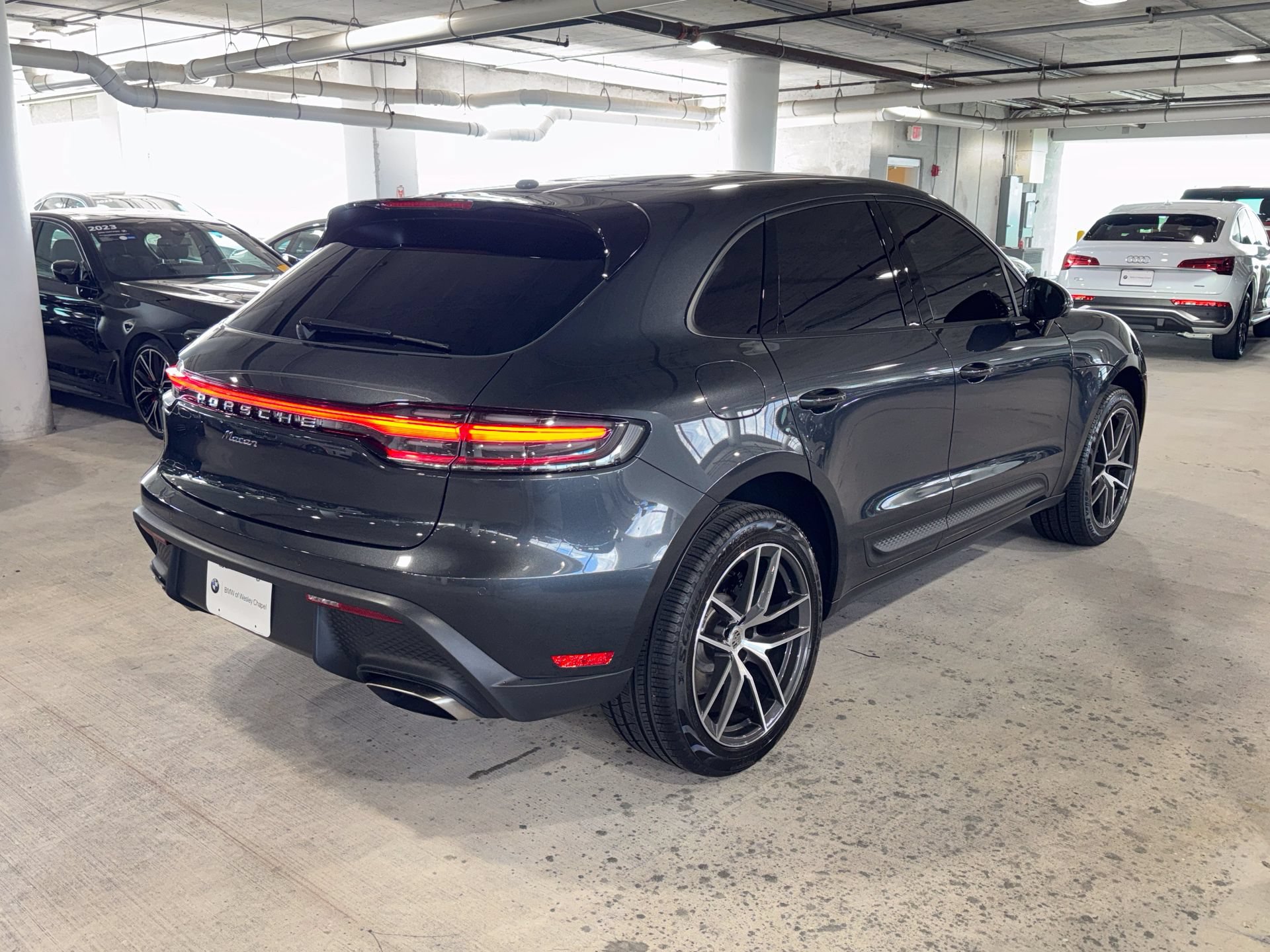 Used 2025 Porsche Macan Turbo AWD/4WD image 8