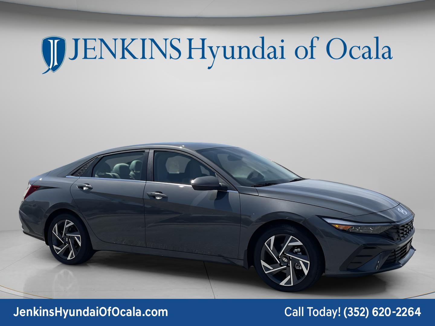 New 2026 Hyundai Elantra Limited FWD image 2