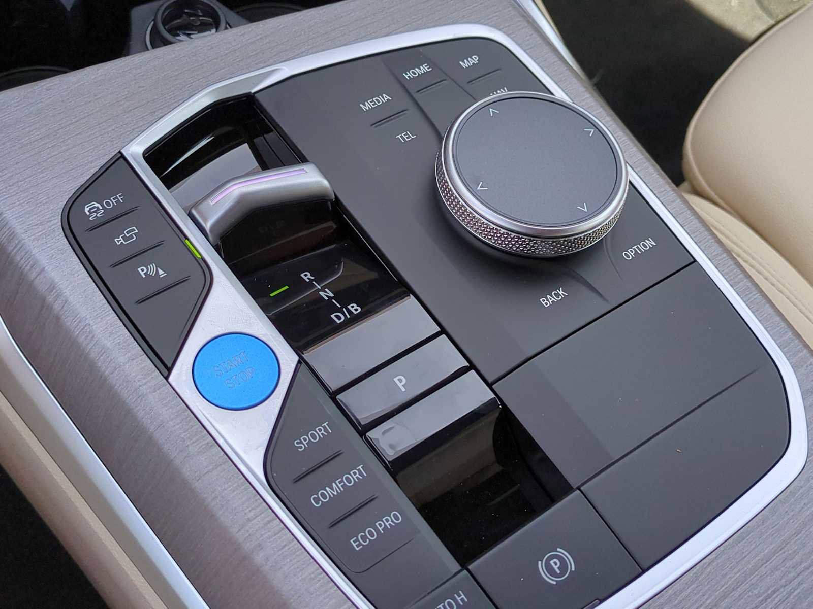 Used 2025 BMW i4 xDrive40i w/ Premium Package image 35