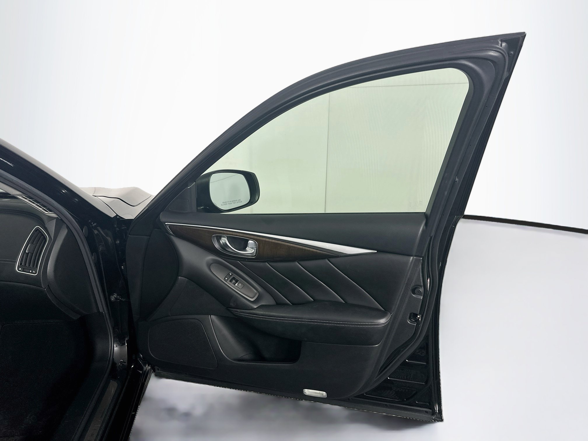 Used 2018 INFINITI Q50 Luxe RWD image 31