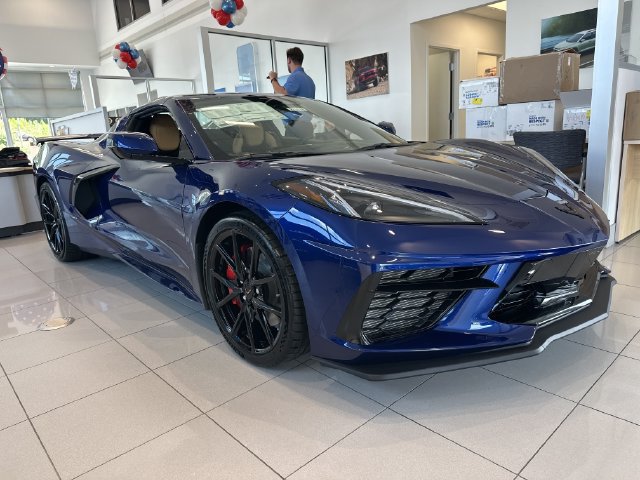 New 2027 Chevrolet Corvette Stingray Convertible w/ Z51 Performance Package RWD image 3