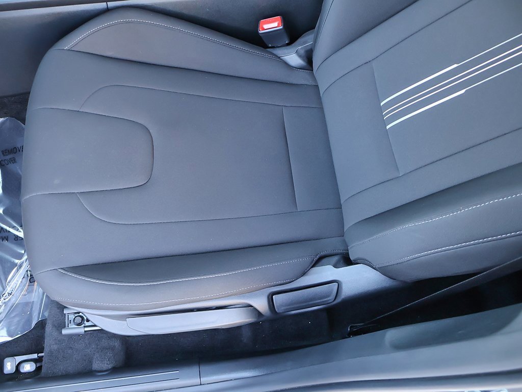 Used 2025 Hyundai Elantra Sport w/ Cargo Package image 25