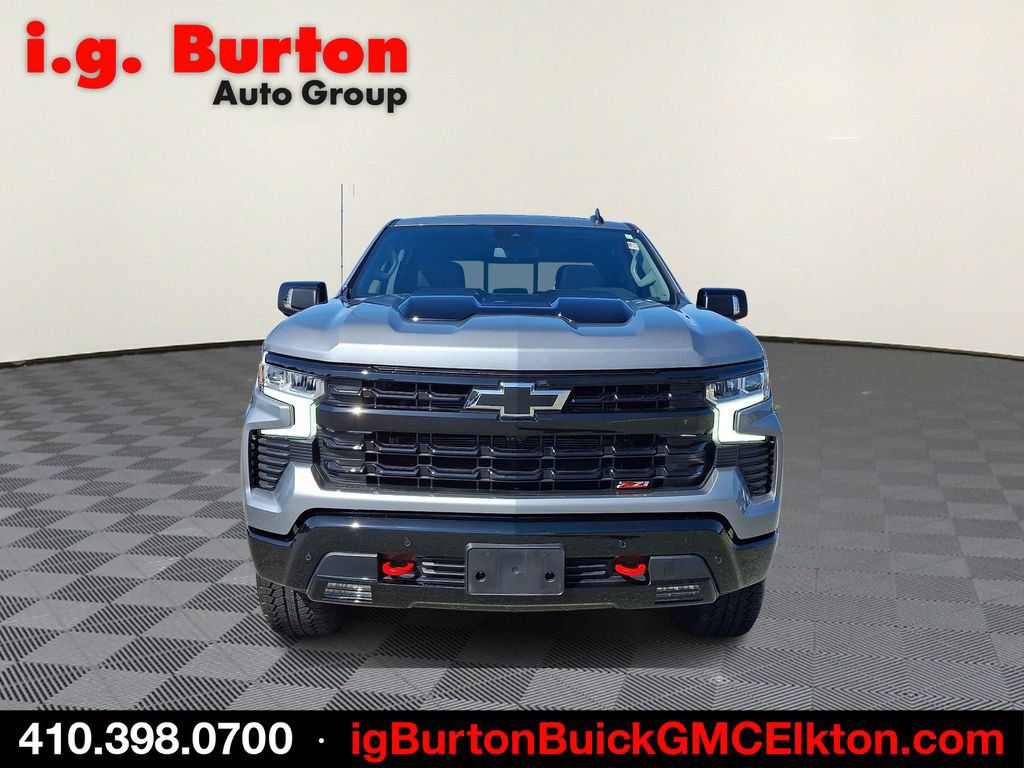 Used 2026 Chevrolet Silverado 1500 LT Trail Boss w/ LT Trail Boss Premium Package AWD/4WD image 2