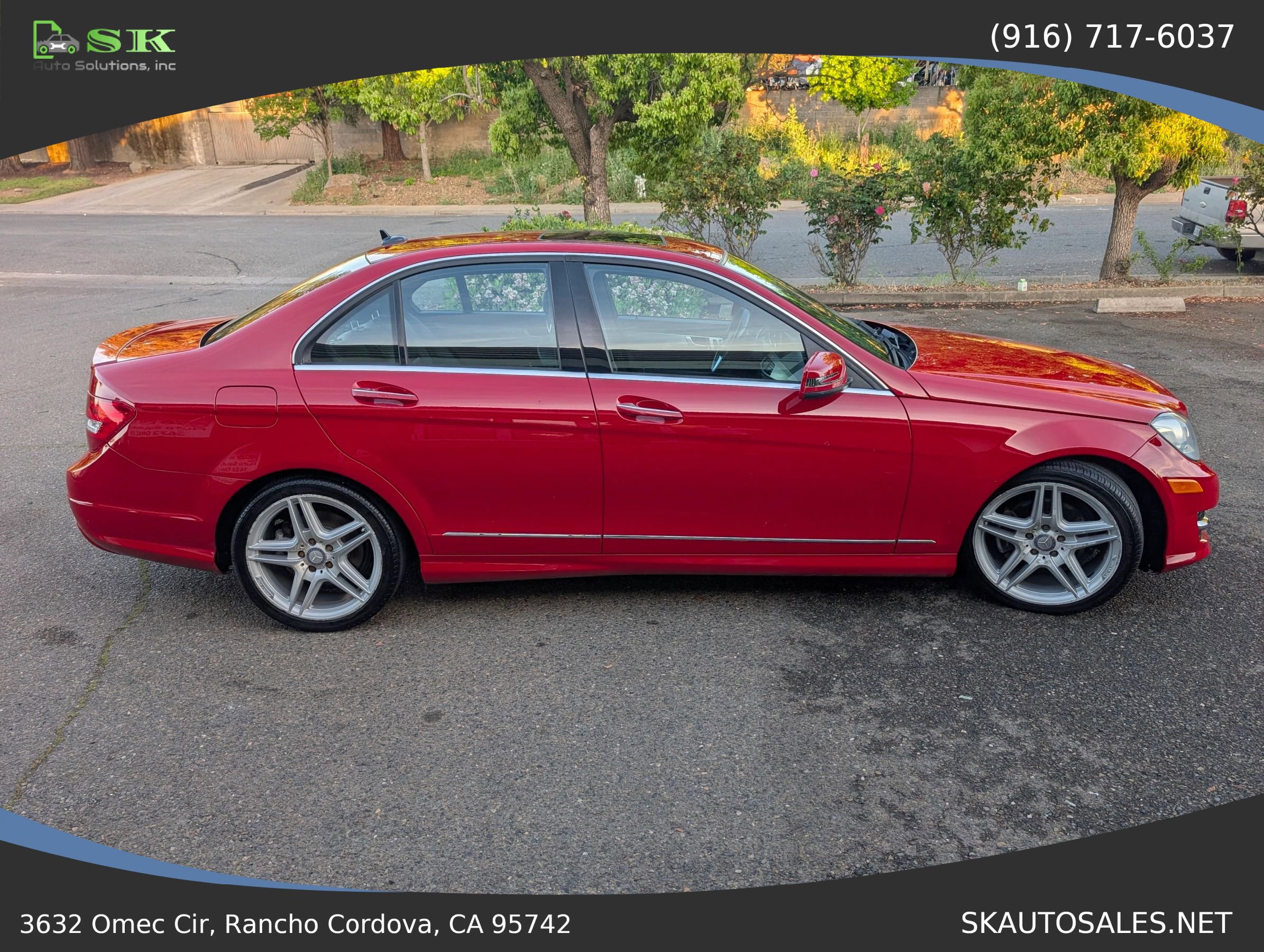 Used 2012 Mercedes-Benz C 300 4MATIC Sedan image 11