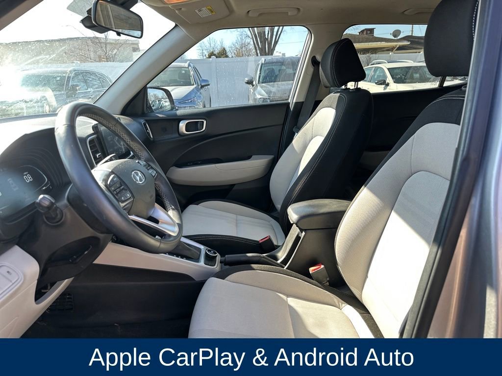 Used 2023 Hyundai Venue SEL image 9
