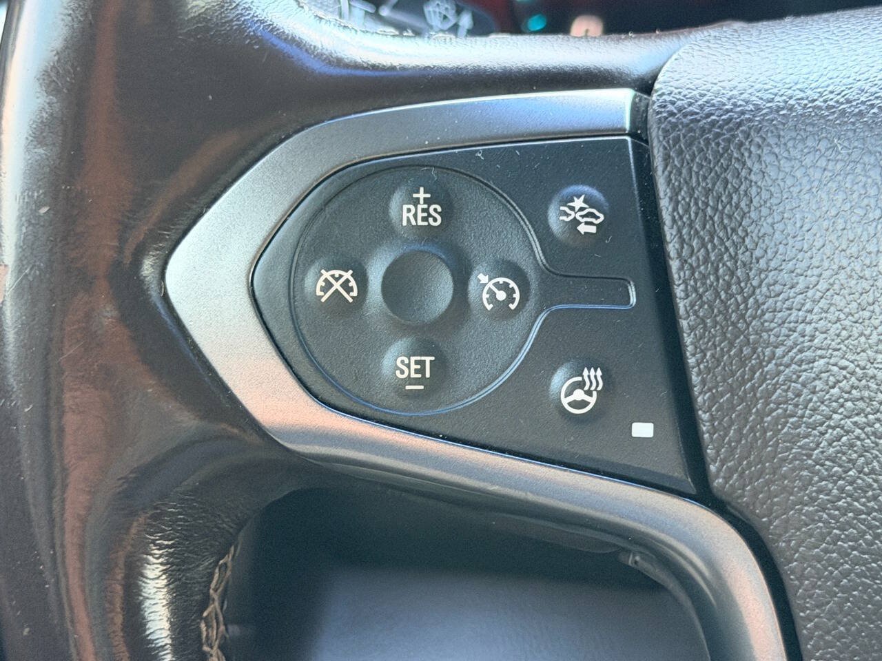 Used 2017 Chevrolet Tahoe Premier AWD/4WD image 43