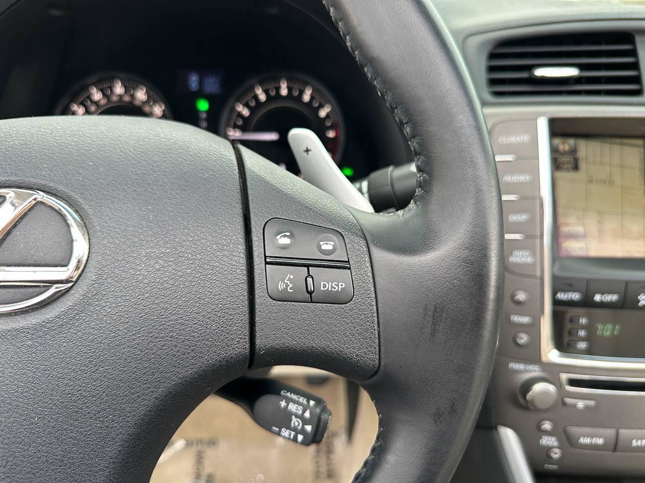 Used 2010 Lexus IS 250C RWD image 40
