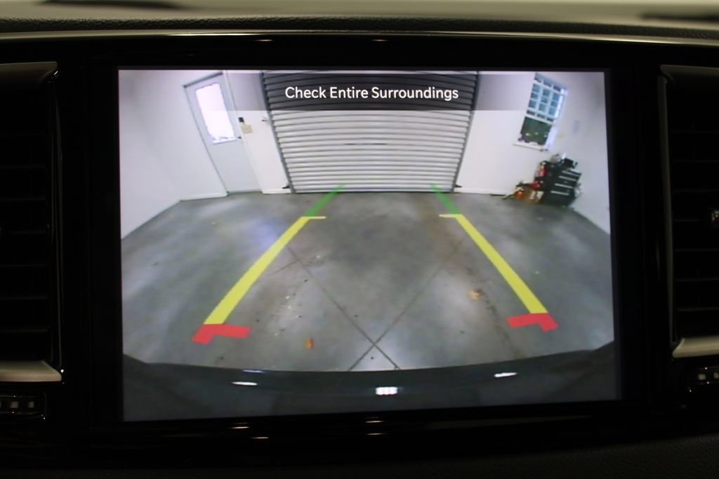 Used 2025 Chrysler Pacifica Select FWD image 47