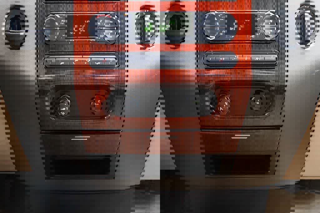 Used 2005 Ford F150 XL image 15