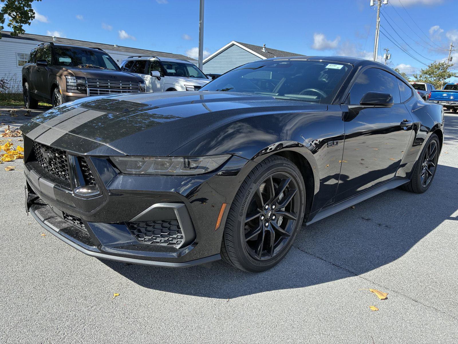 Used 2024 Ford Mustang GT RWD image 3