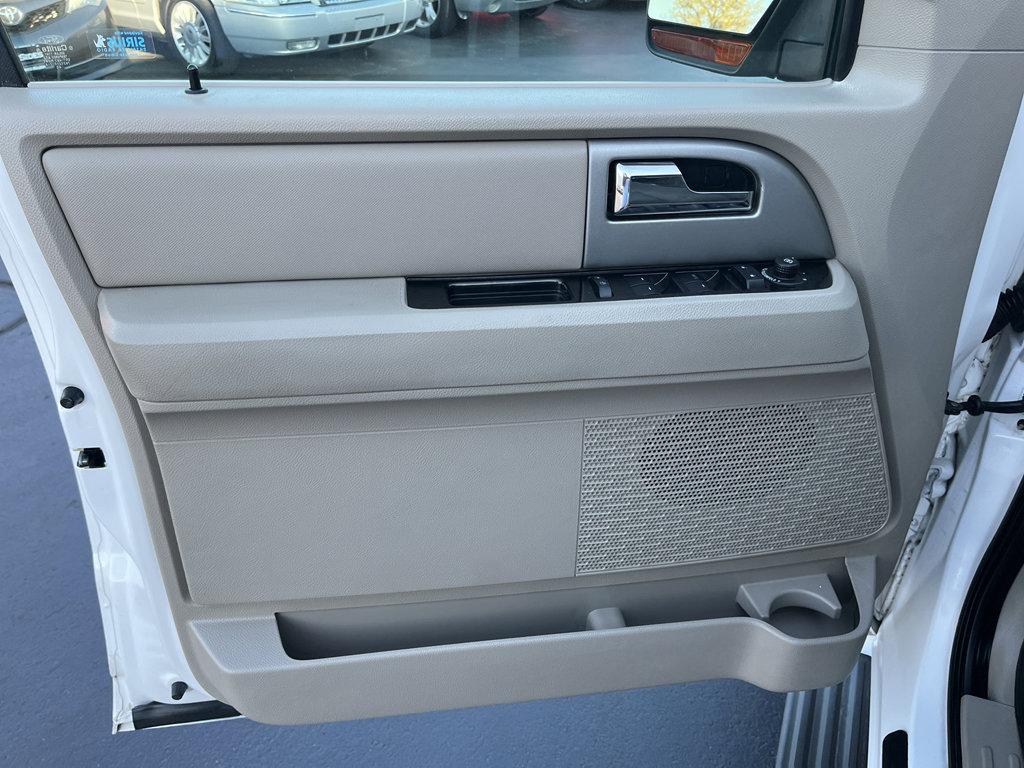 Used 2014 Ford Expedition EL Limited image 10