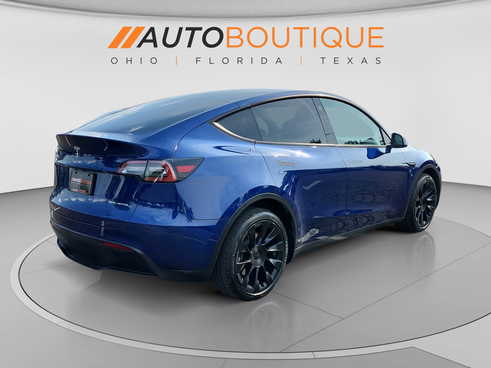 Used 2023 Tesla Model Y Long Range AWD/4WD image 4