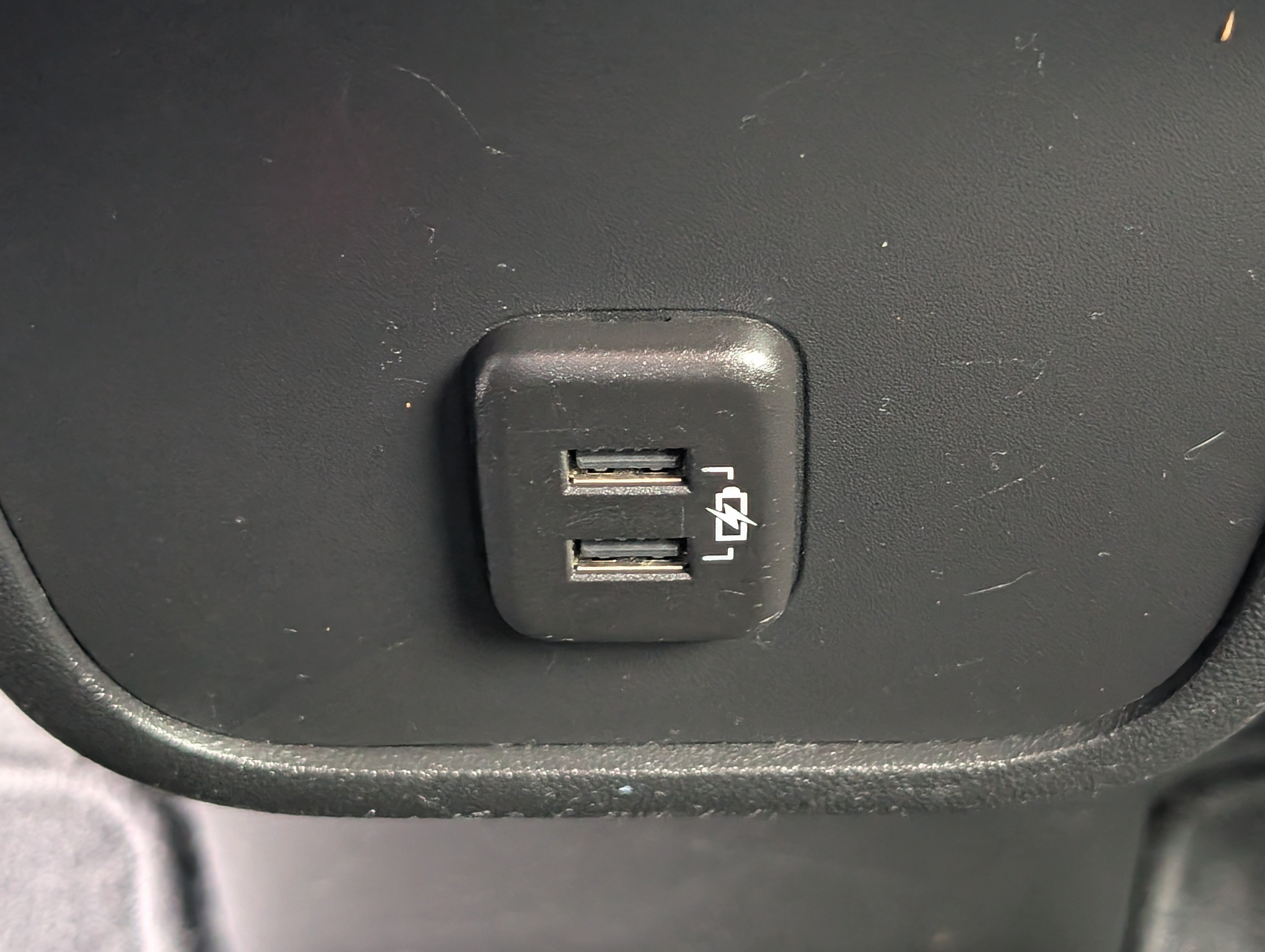 Used 2024 Chevrolet Equinox LT FWD image 29