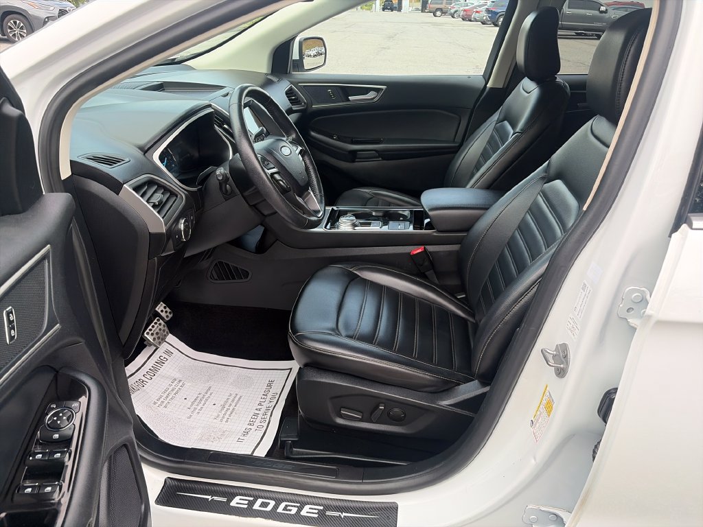 Used 2020 Ford Edge SEL FWD image 10