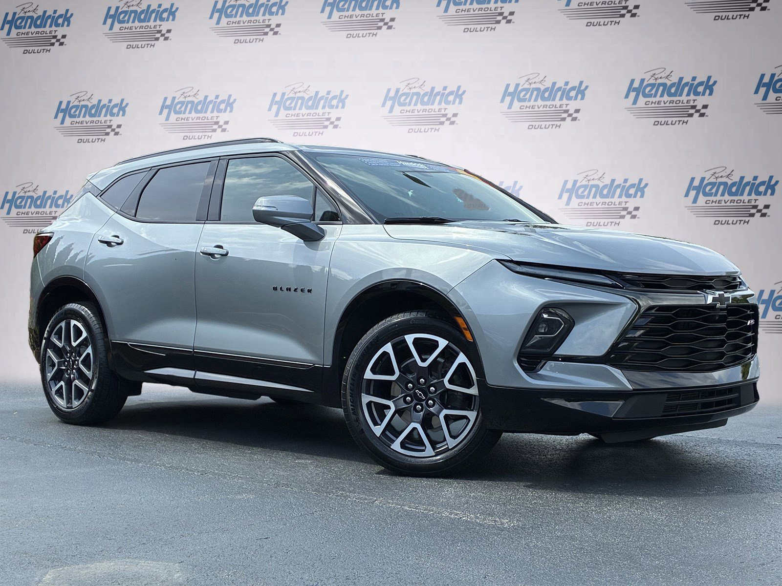 Used 2024 Chevrolet Blazer RS w/ Driver Confidence II Package FWD image 2