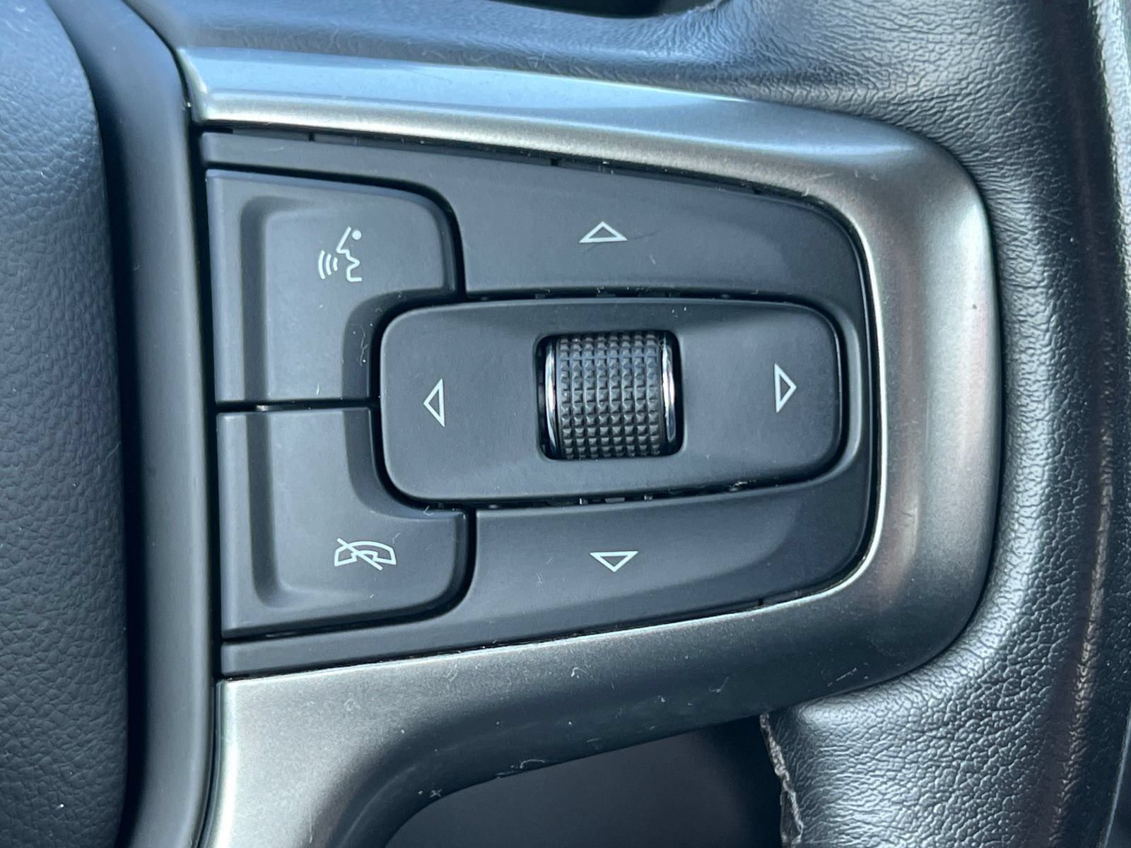 Used 2021 Chevrolet Silverado 1500 LT w/ Max Trailering Package AWD/4WD image 22