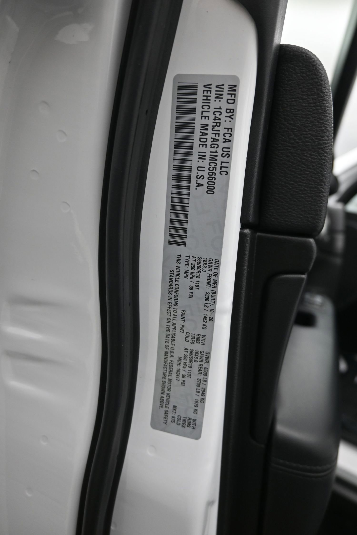 Used 2021 Jeep Grand Cherokee Laredo image 9