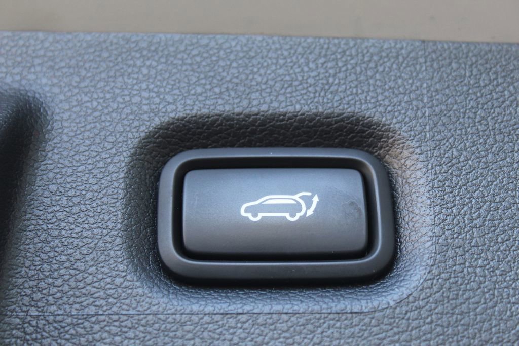 Used 2022 Hyundai Santa Fe Limited image 26