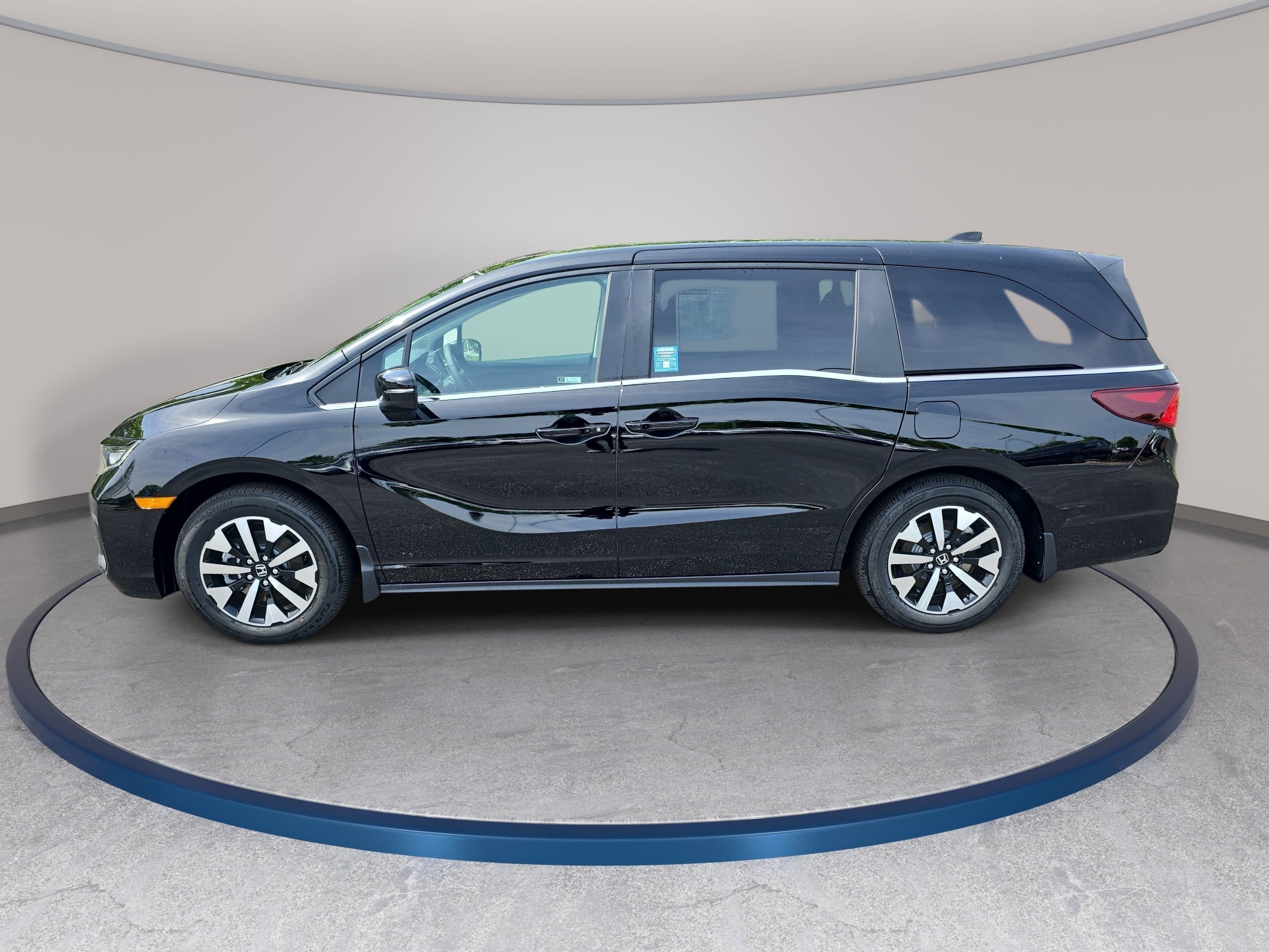 New 2026 Honda Odyssey EX-L image 8