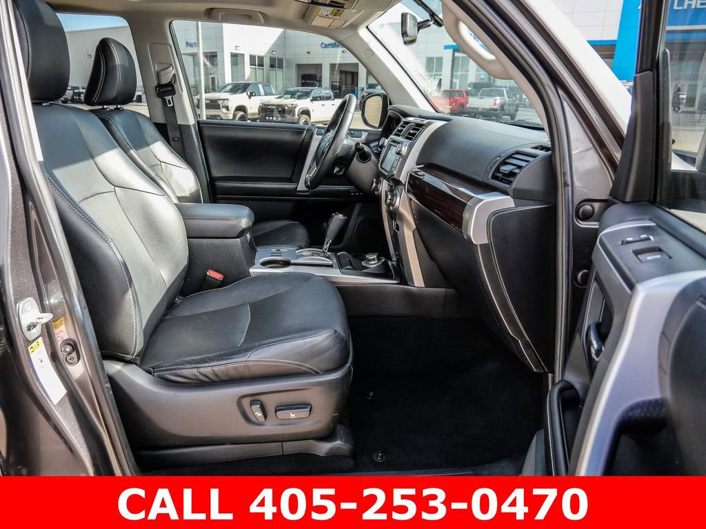 Used 2015 Toyota 4Runner Limited AWD/4WD image 15