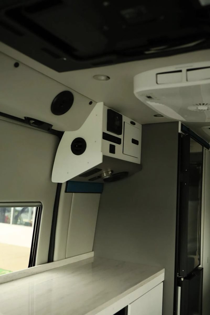 Used 2024 RAM ProMaster 3500 w/ Leather Interior Group FWD image 34