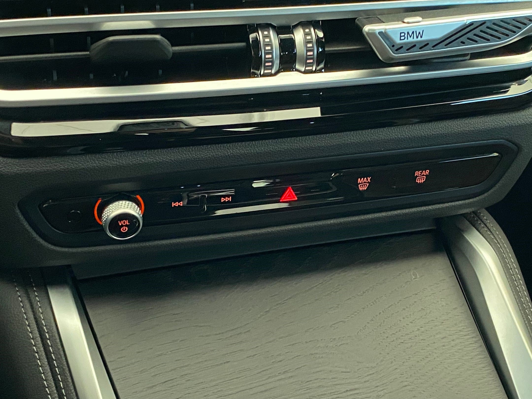 Certified 2024 BMW 440i xDrive Convertible w/ Premium Package image 17