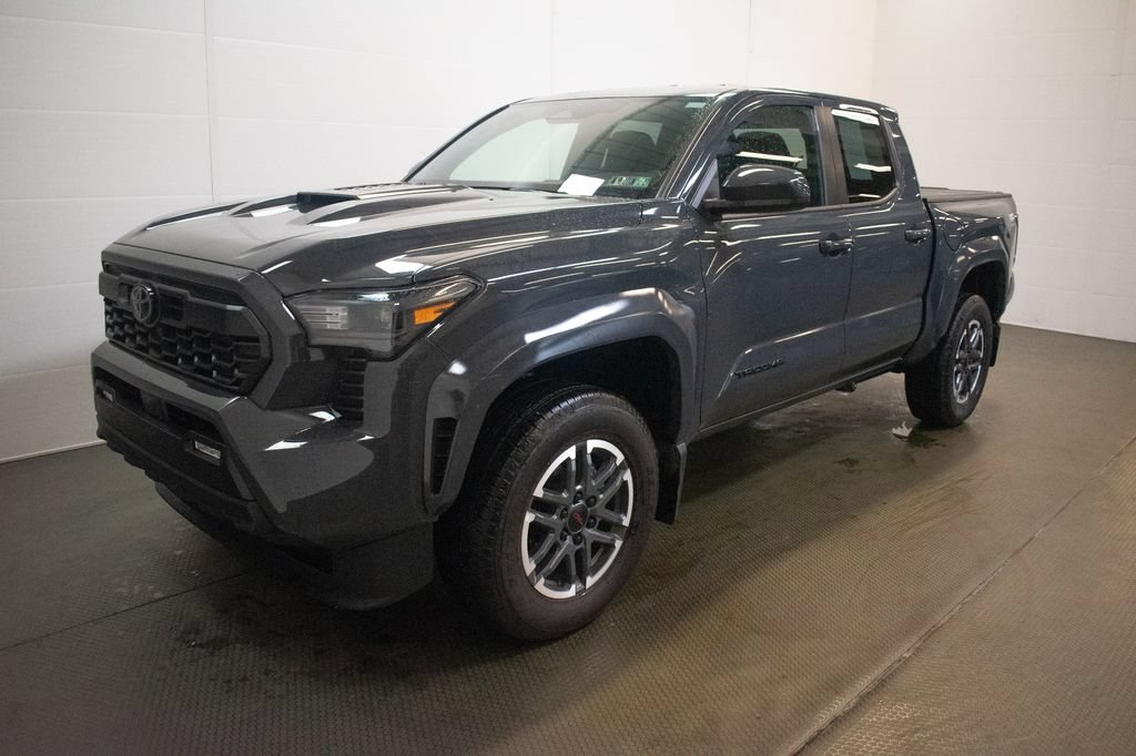 Used 2026 Toyota Tacoma TRD Sport AWD/4WD image 7