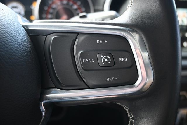 Used 2021 Jeep Wrangler Unlimited Sahara image 34