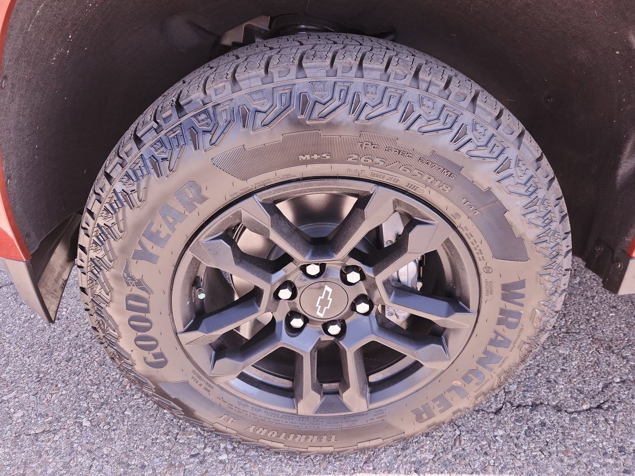 New 2025 Chevrolet Colorado Z71 w/ Midnight Edition image 38